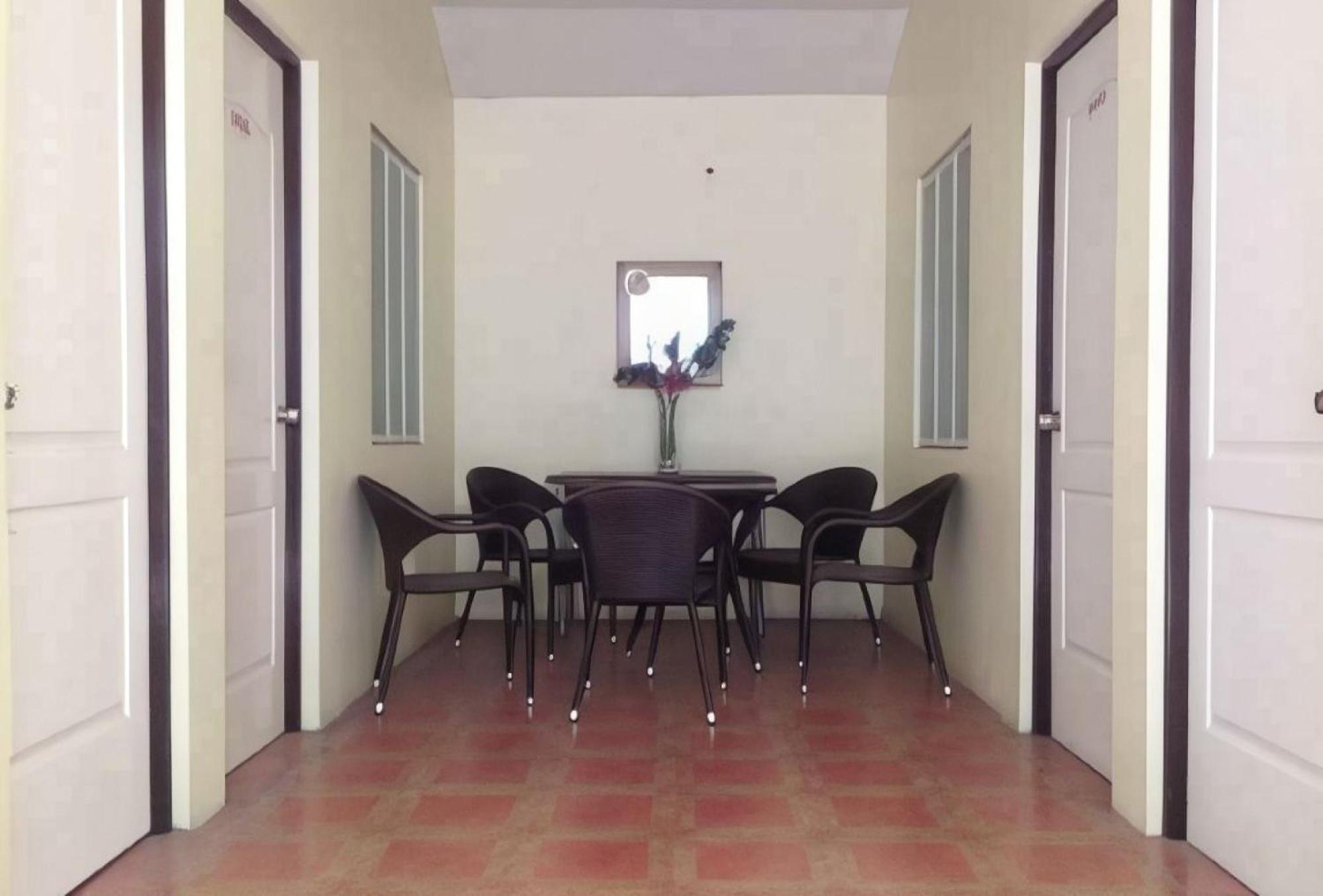 Reddoorz Near Walking Street Angeles City Exterior photo